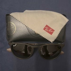 Women’s Erika Rayban sunglasses